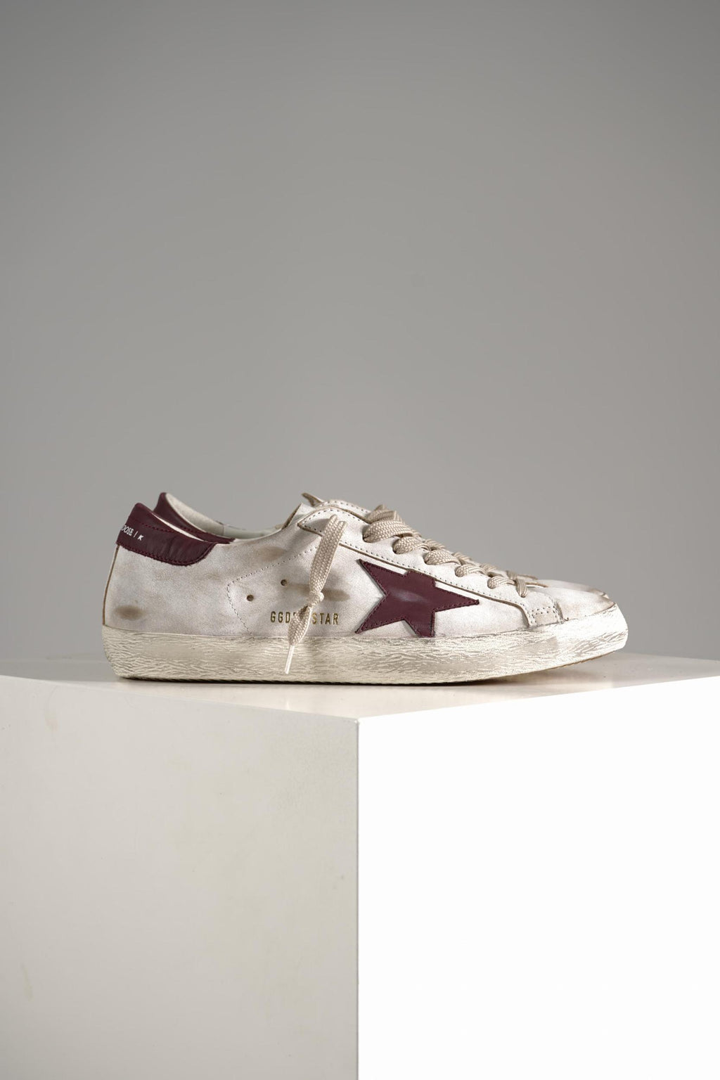 Golden Goose Super-Star Classic With List White/Red