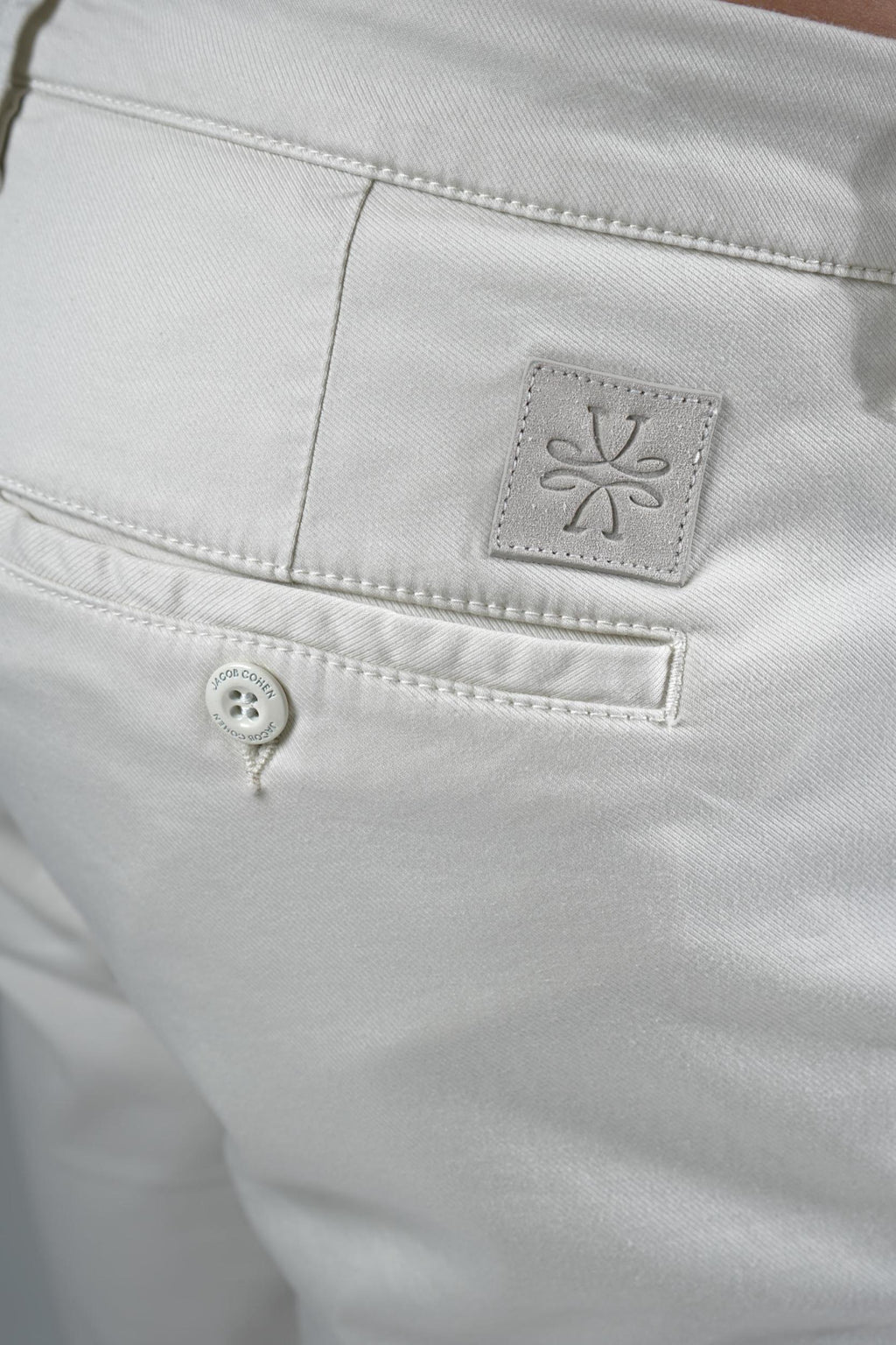 Jacob Cohen Bob Bermuda Off White
