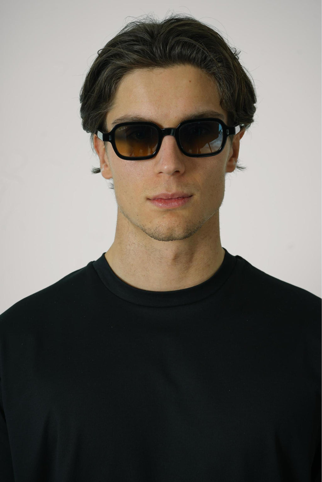L.G.R Marrakech Bold Black Crystal Sunglasses Yellow Gradient