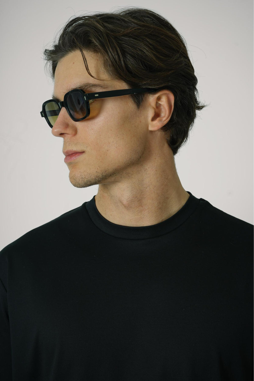 L.G.R Marrakech Bold Black Crystal Sunglasses Yellow Gradient