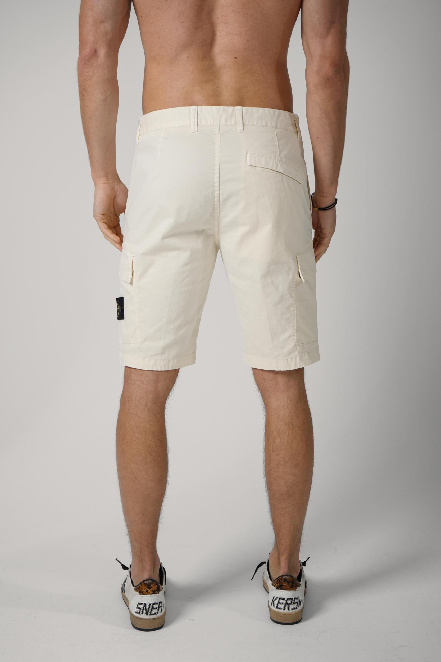L100018 Stone Island Short Creme