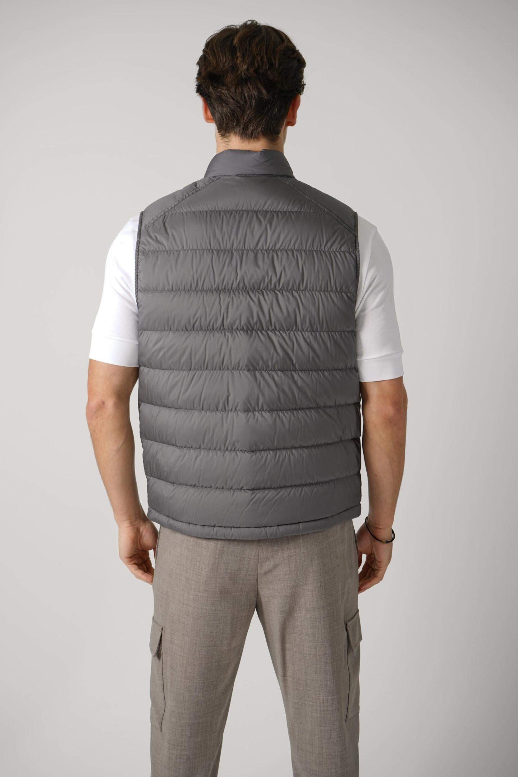 Moncler Barthe Gilet Grey