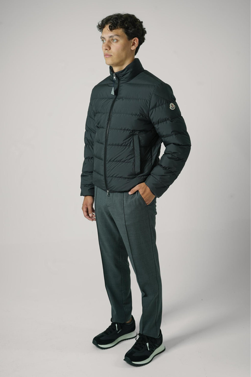Moncler Baudinet Short Down Jacket Black