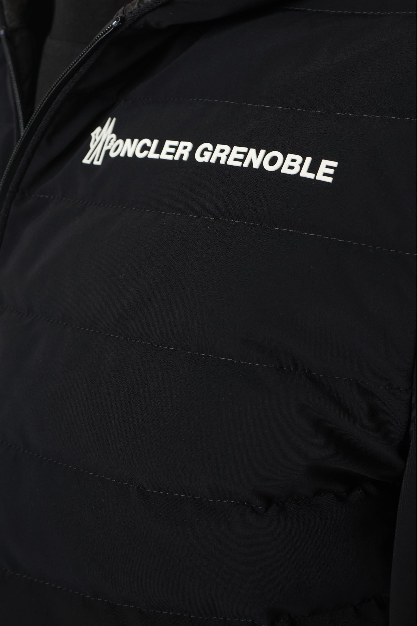 Moncler Grenoble Maglia Cardigan Black – JURGEN STORE