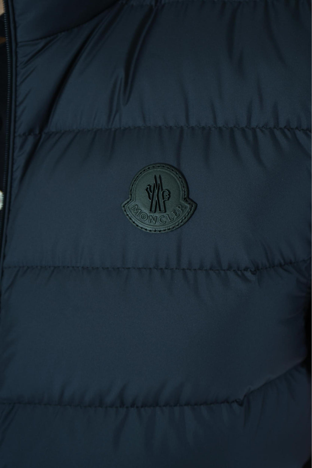 Moncler Lechtal Down Gilet Navy