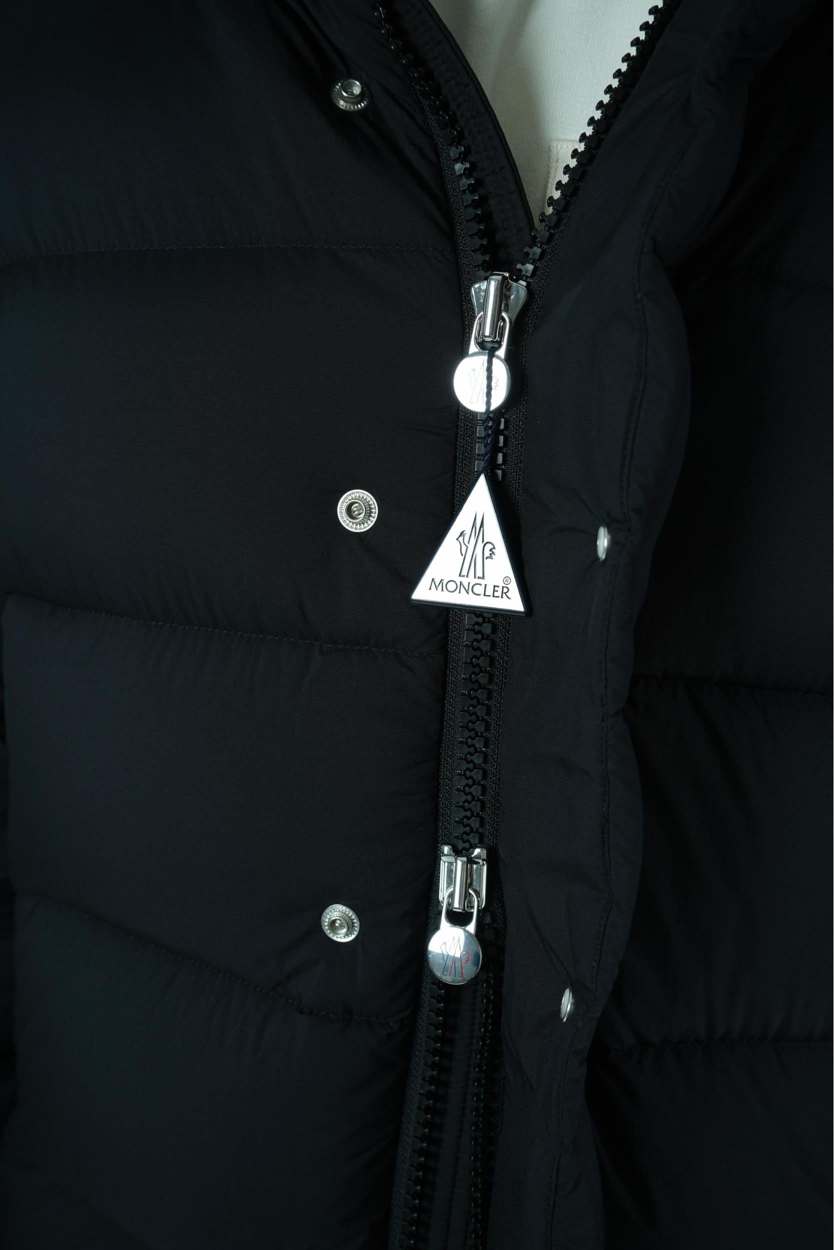 Moncler Maya 70 Down Jacket Black