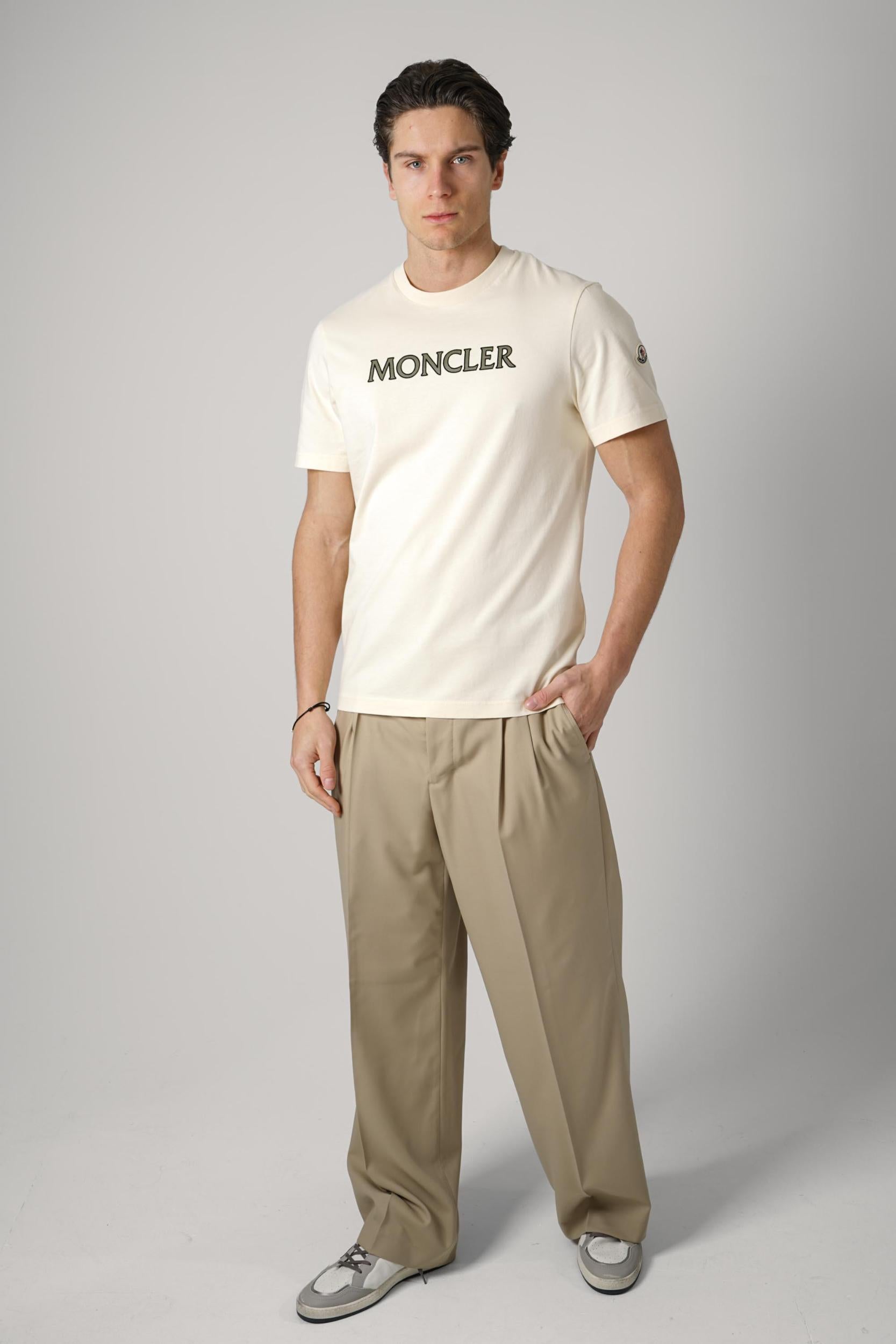 Moncler Model 22 T-Shirt Creme