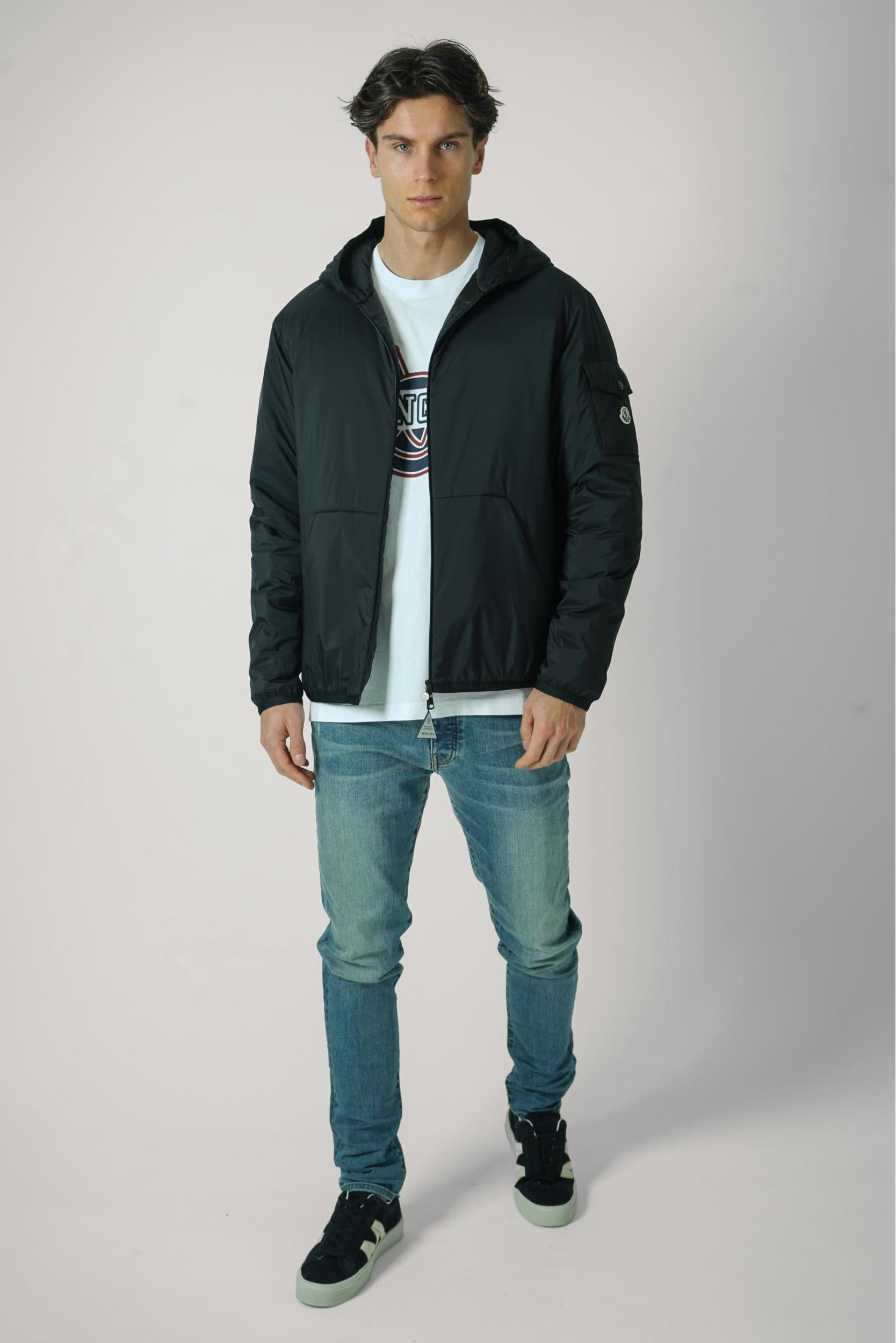 Moncler Monteynard Hooded Short Down Jacket Black