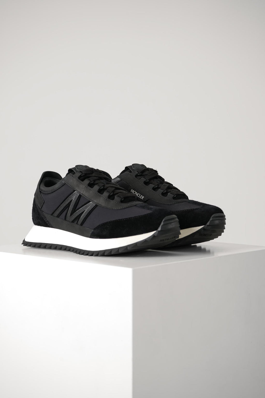 Moncler Pacey 2 Sneaker Black
