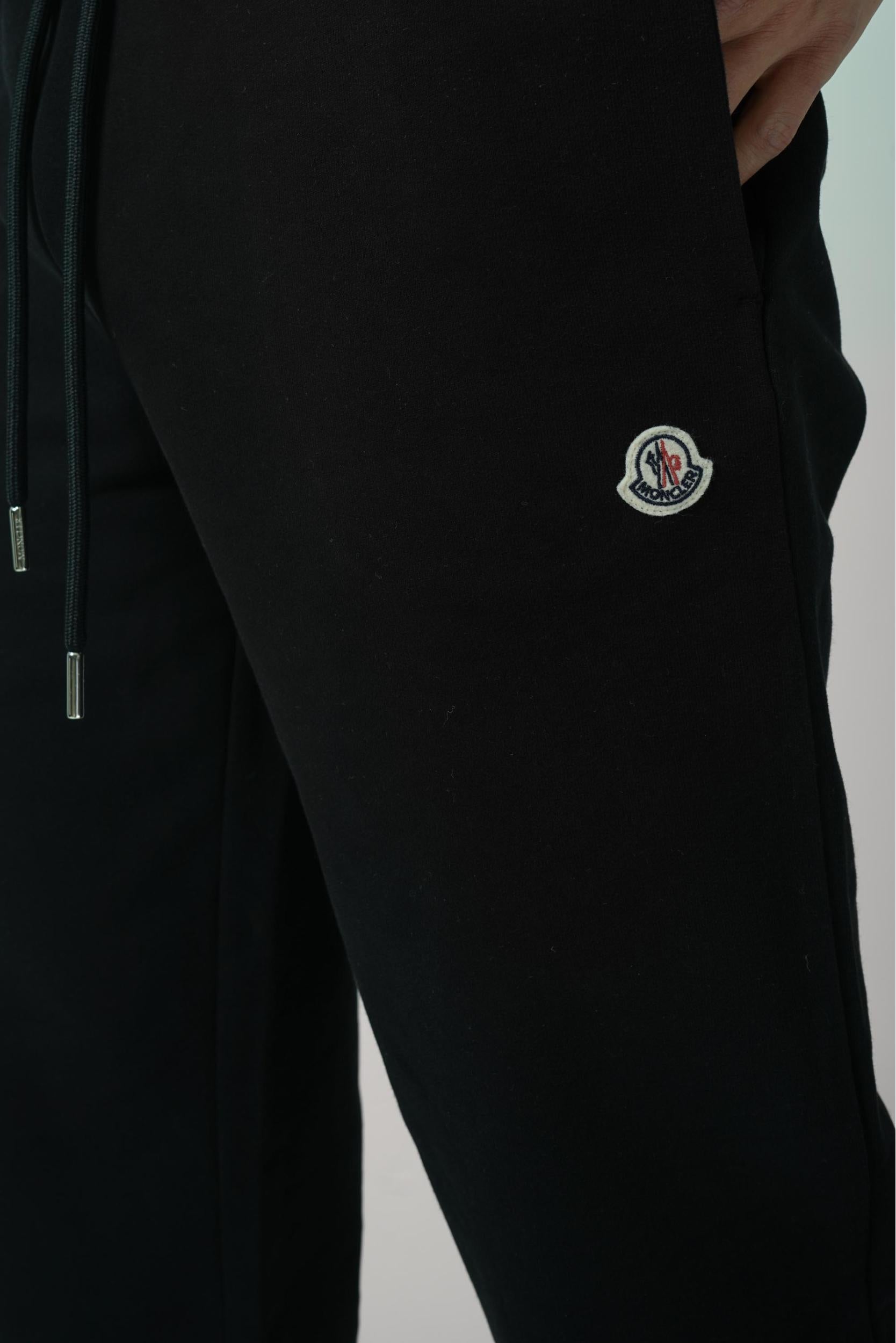 Moncler Pantalone Lungo Black – JURGEN STORE