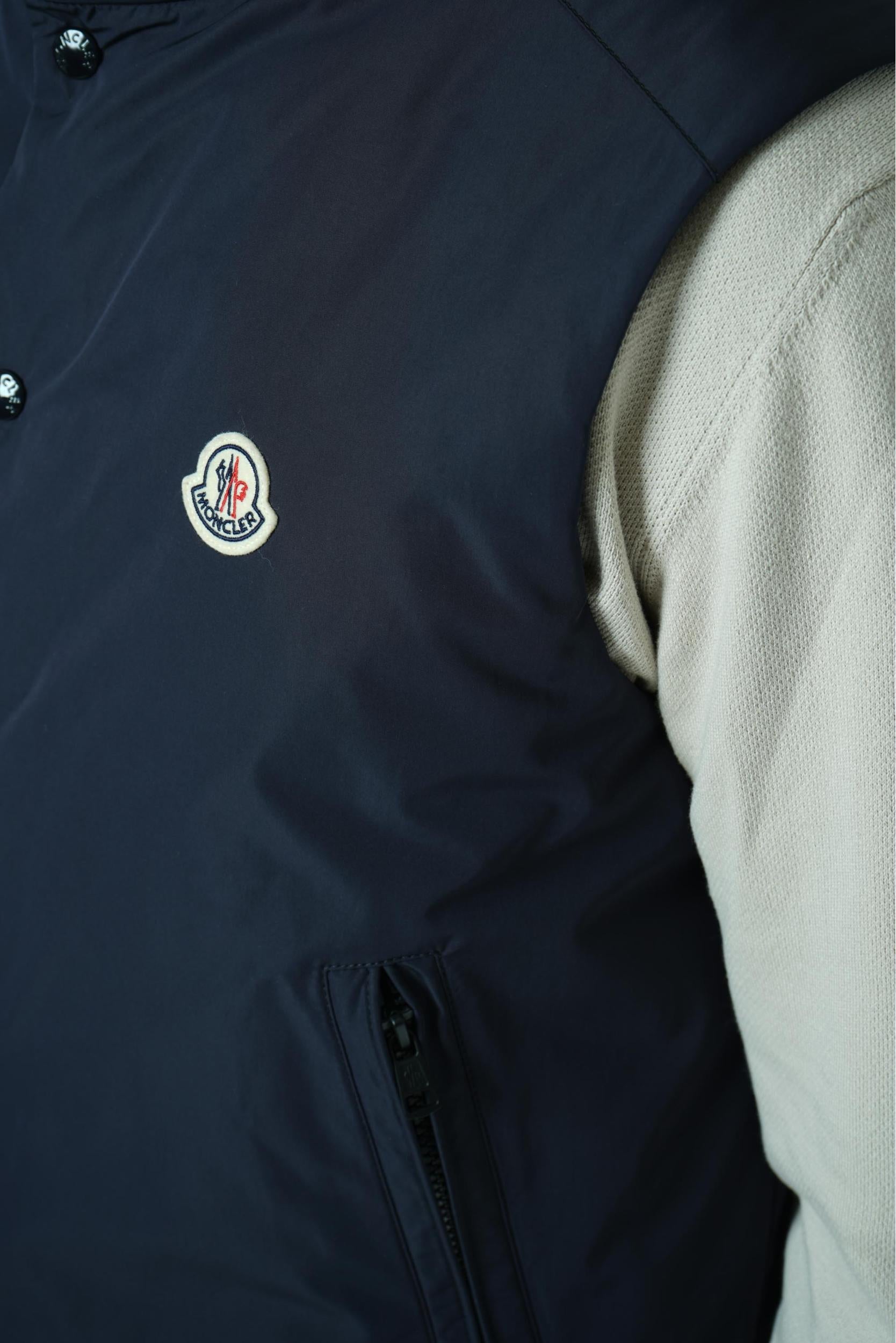 Moncler Pilat Short Down Gilet Navy