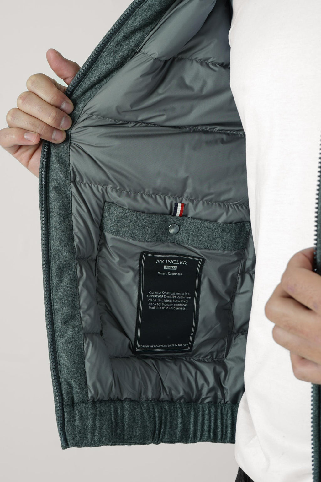 Moncler Torrani Giubbotto Jacket Grey