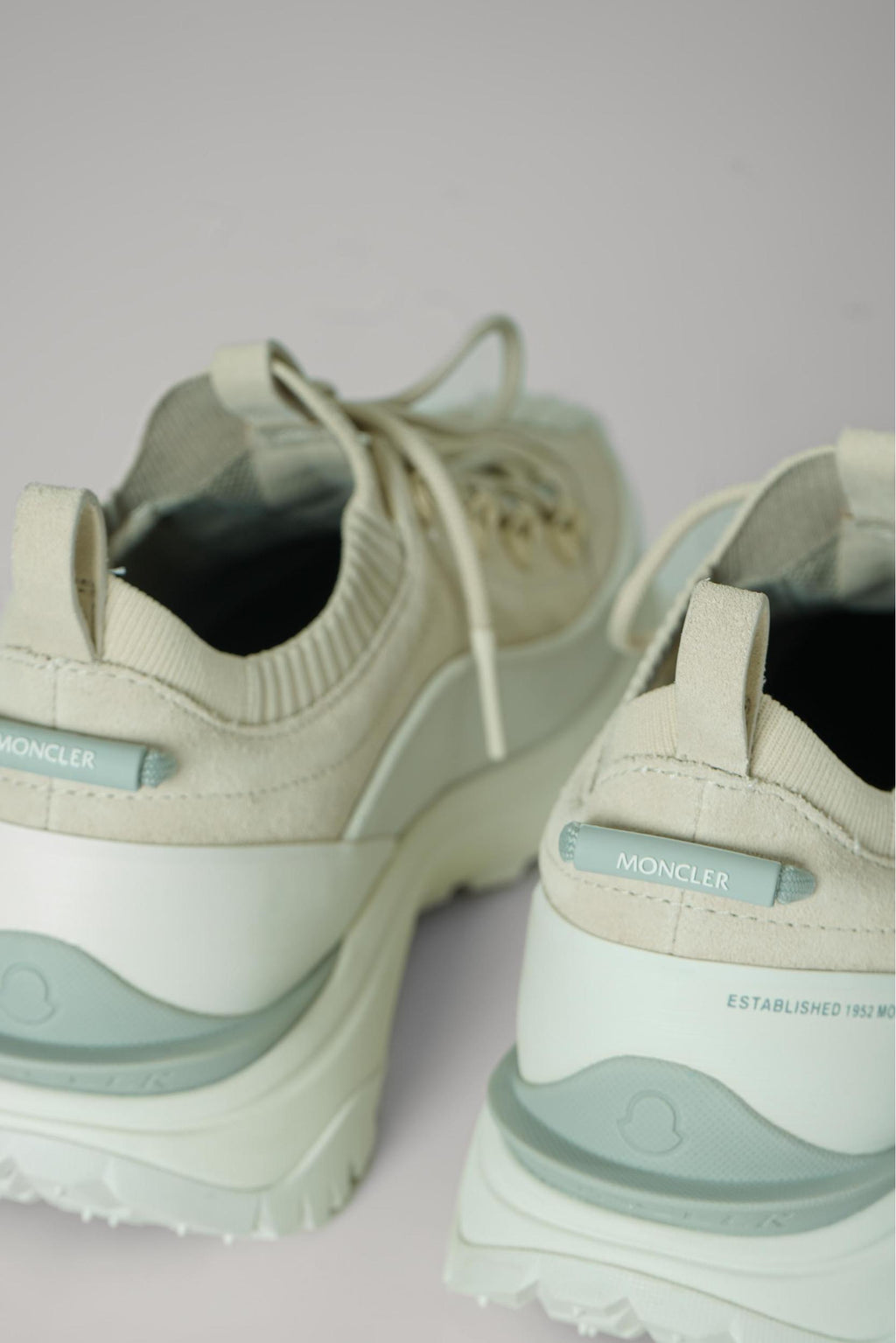Moncler Trailgrip Lite3 Nubuck &Amp; Suede Trainers Beige