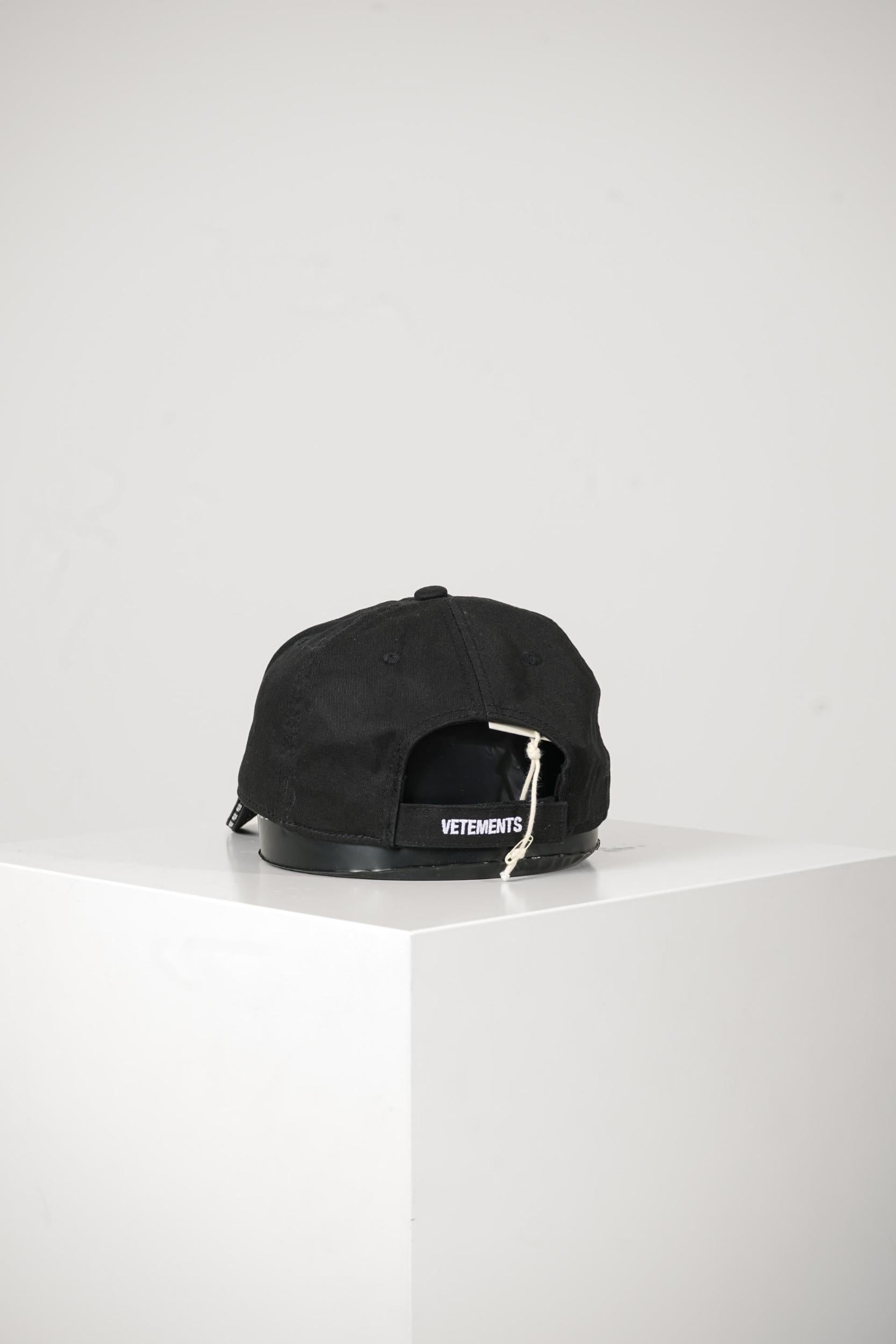 Vetemens Polizei Cap Black