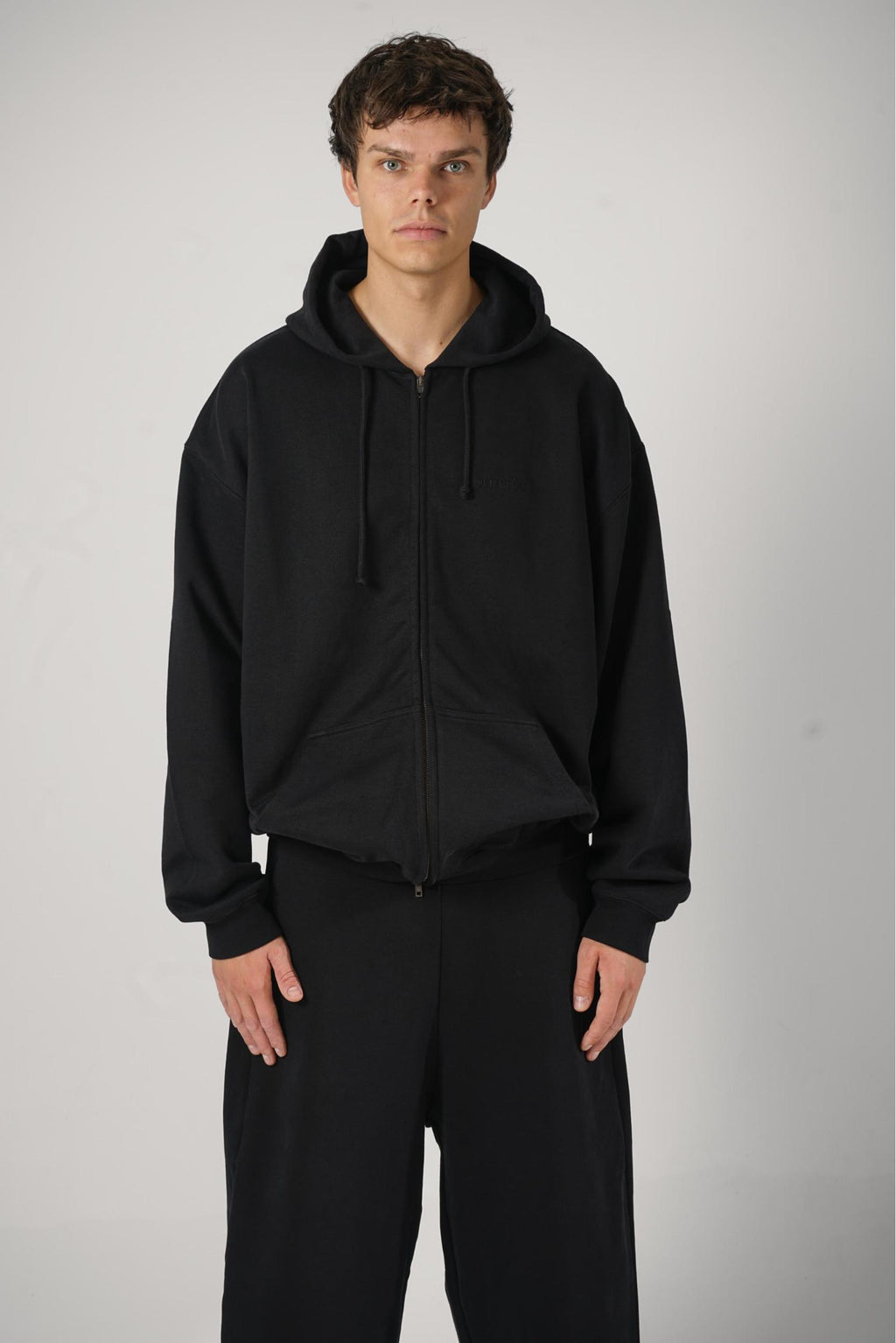 Vetements Logo Zip-Up Hoodie Black