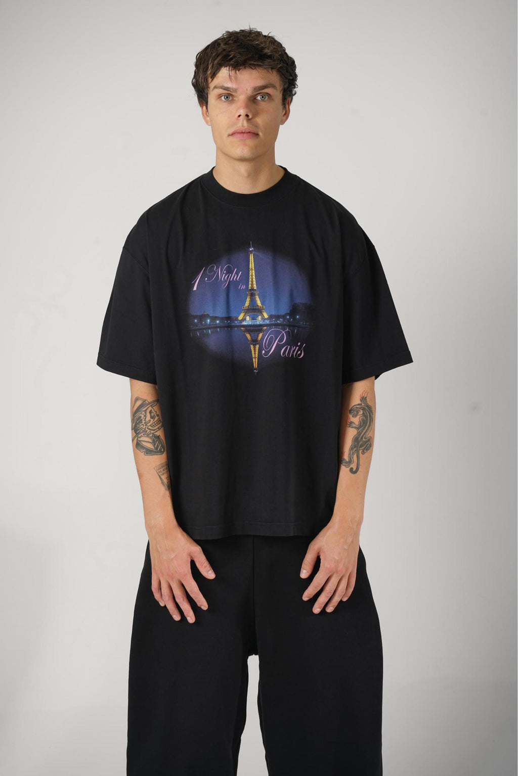 Vetements Paris T-Shirt Black